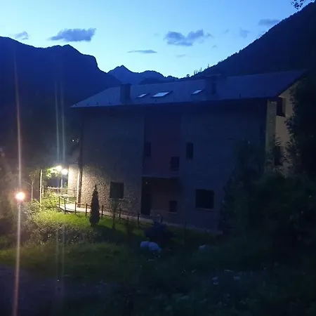 Apartament Acogedora Morada De Montana *