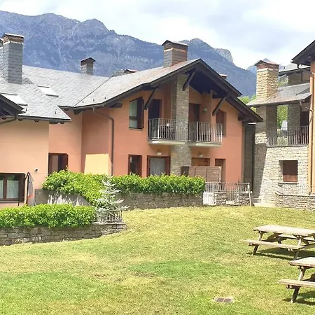 Acogedora Morada De Montana * Sesué